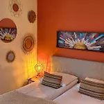 Prins Appartementen Bed and Breakfast 4*