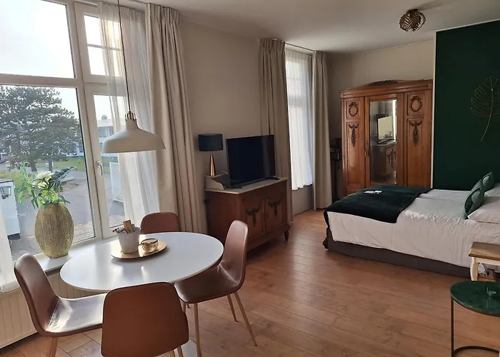 普林斯公寓 住宿加早餐酒店 海边的艾格蒙特