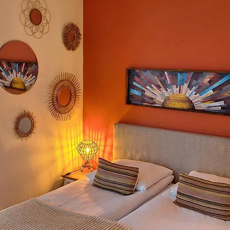 B&B Prins Appartementen Bed & Breakfast 4*